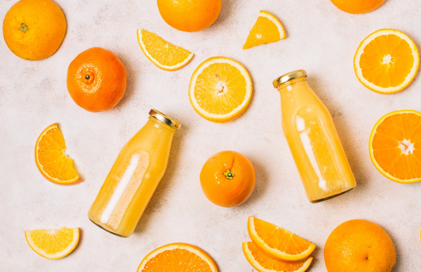 オレンジとオレンジジュース